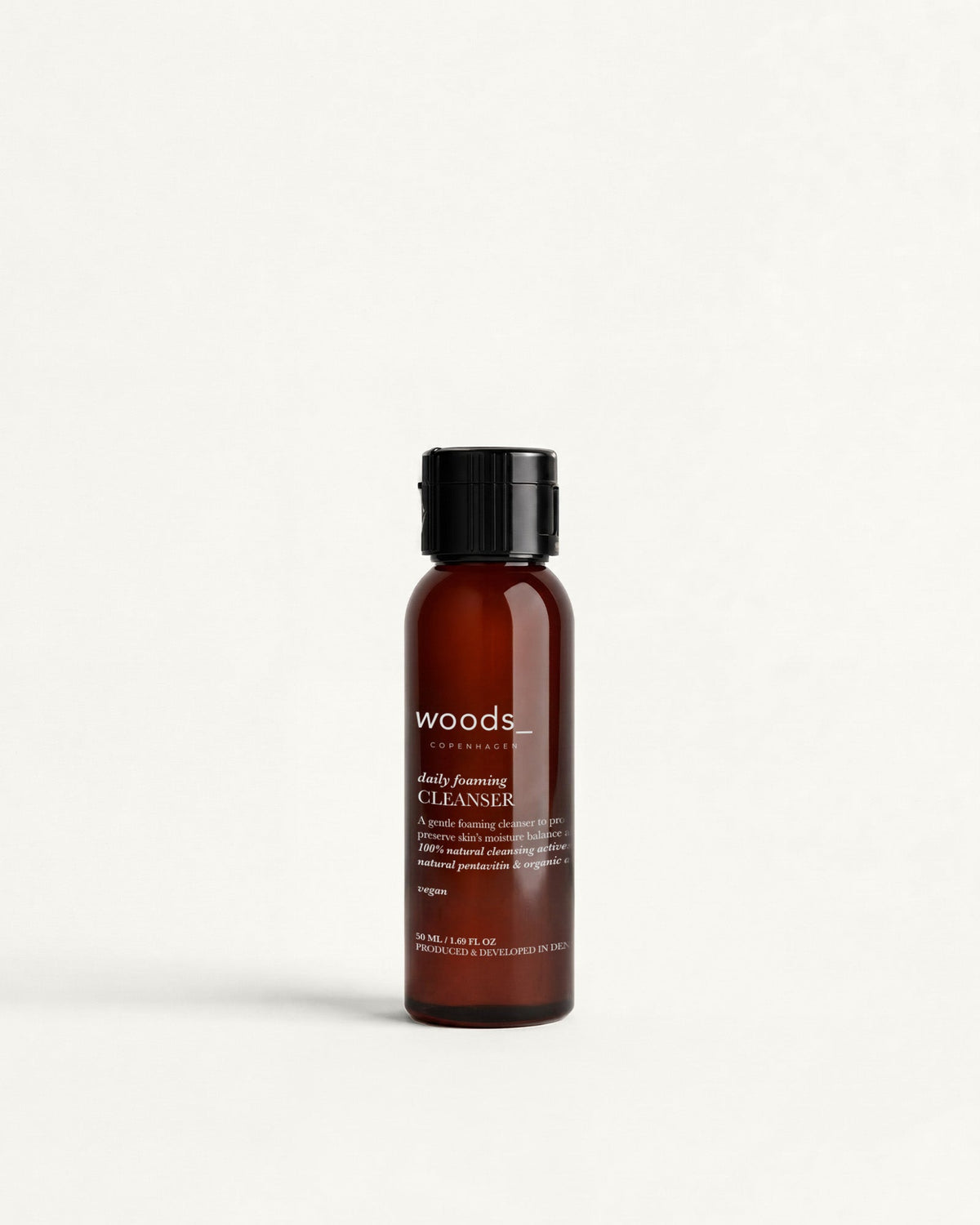 Woods Copenhagen Daily Foaming Cleanser – 50 ml rejsestørrelse